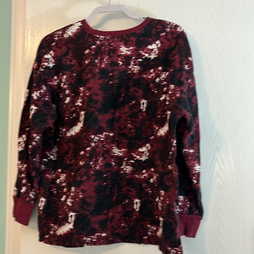 Sweatshirt - Picture 2 of 2